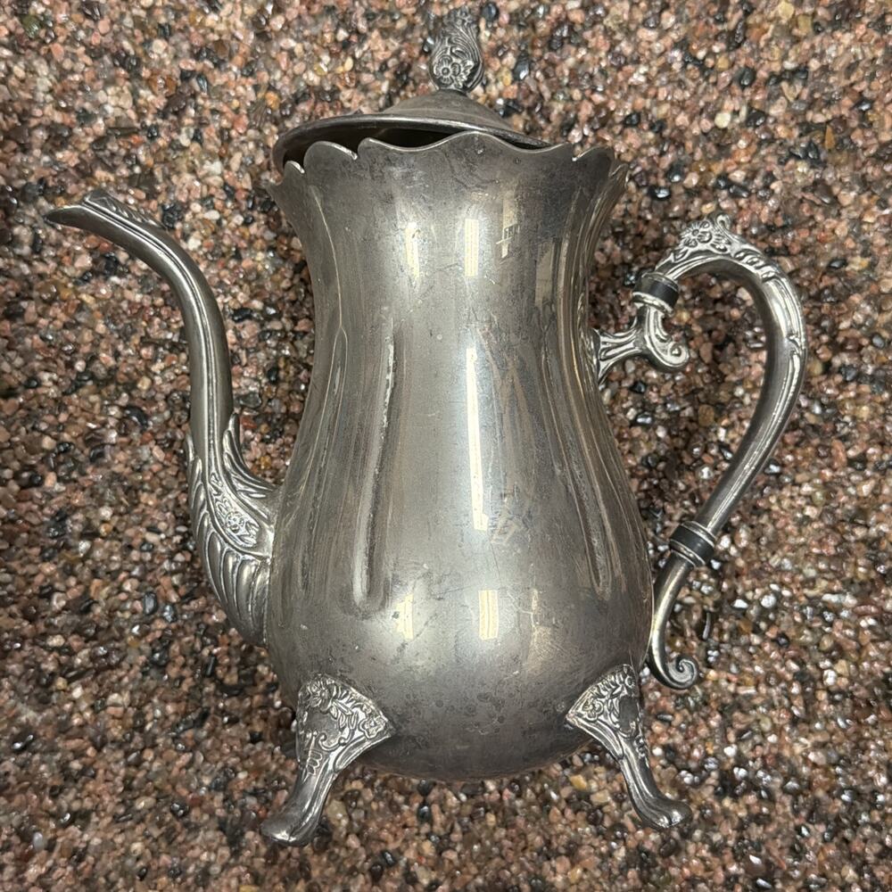 Vintage International Silver Co. 10"‎ Silver-plated Tea/Coffee Pot